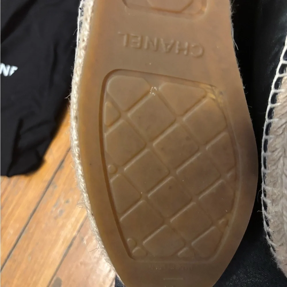 Authentic Lambskin CC Espadrilles 41 Black - Picture 11 of 13